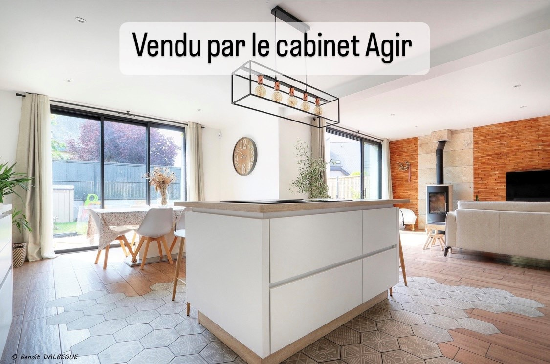 Vente Maison 150m² 6 Pièces à Rennes (35000) - Agir Immobilier